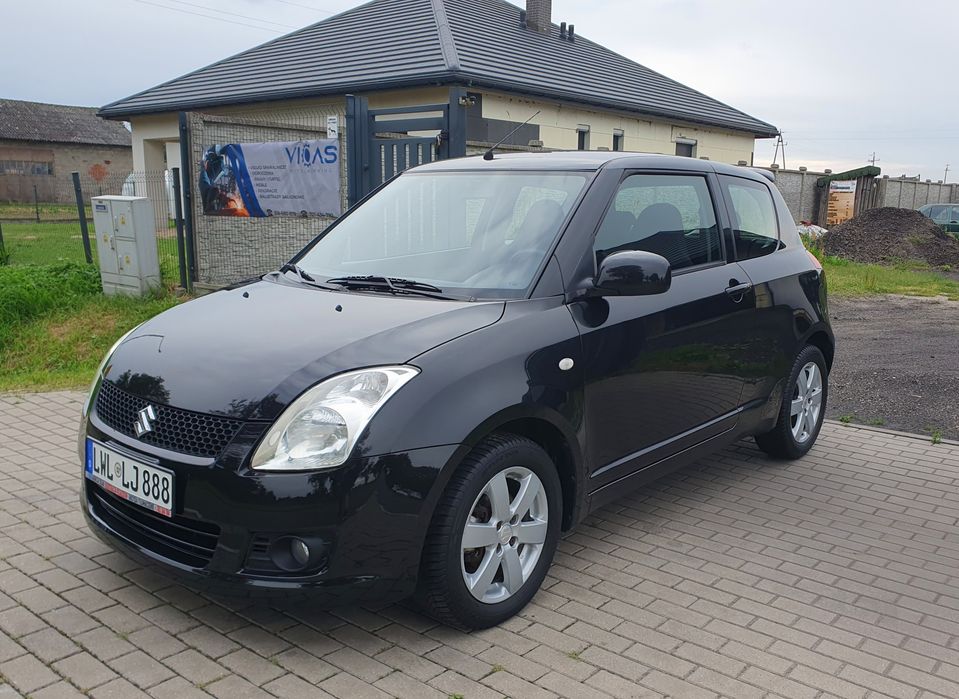 Sprzedam sprowadzony z Niemiec Suzuki Swift po lifcie.