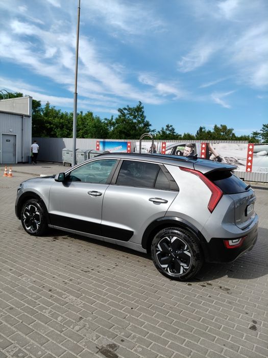 Продам електромобіль Kia Niro 2023 Запас ходу 450 км