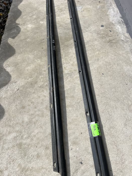 Уплотнитель окна golf 5