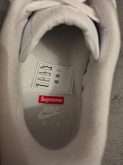 Supreme X Nike Air Force 1 Low