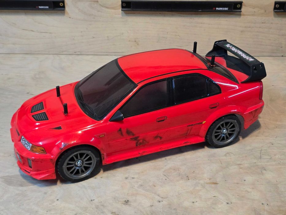 Model Lancer Evolution V Tamiya 58713 TT-02 1/10