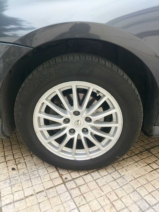 Renault Laguna 1.5 dCi DYNAMIQUE S 2011