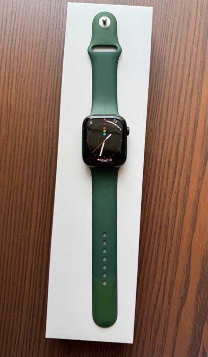 Apple Watch seria 7 45 mm GREEN