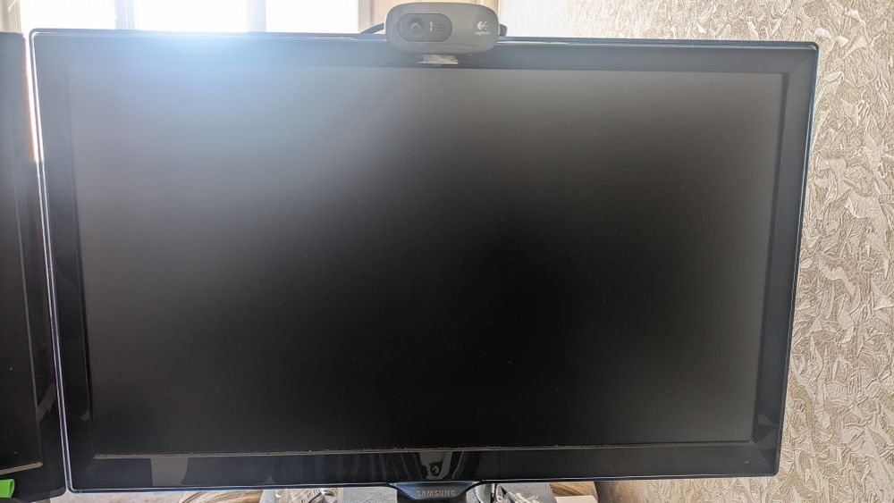 Монітор 21.5" Samsung S22E390HS 1080p