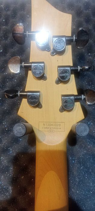 Guitarra Schecter Demon-6 Crimson Red Burst