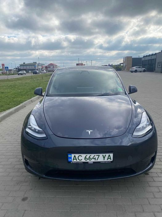 Продам авто Tesla Model Y