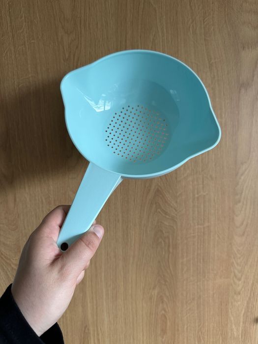 Tupperware Strainer / Colander444092518981980163
