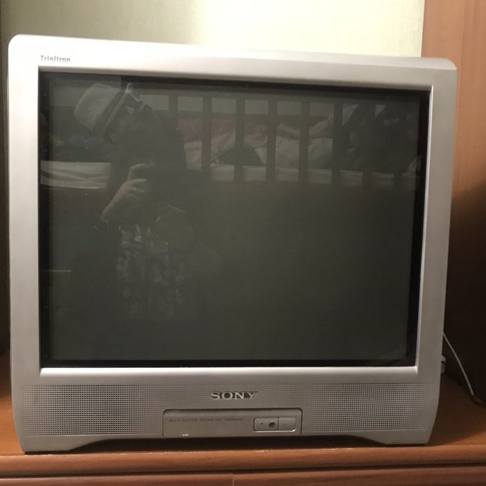 Продам телевизор SONY TRINITRON KV-BT212M70