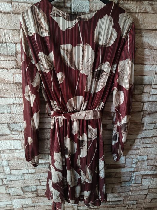 Sukienka kwiaty burgund L