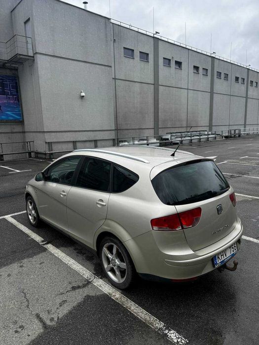 SEAT ALTEA XL нерозмитнений