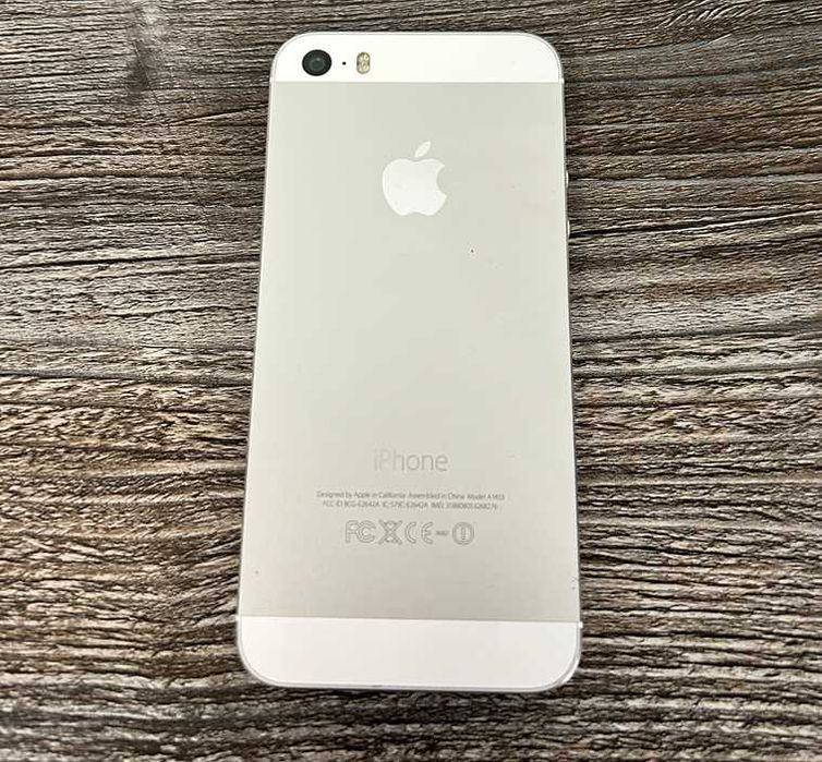 Apple iPhone 5S, 64 GB