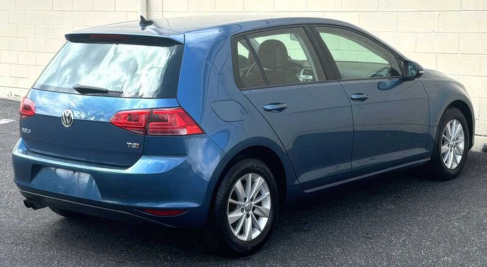 Volkswagen Golf      2015