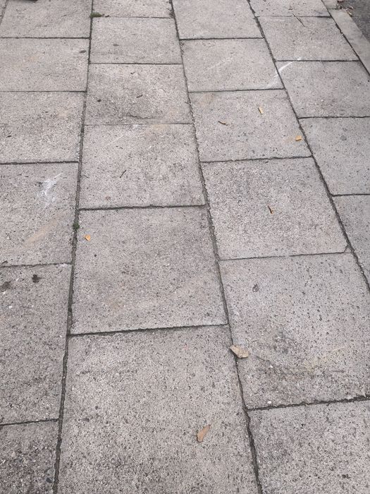 Płyty chodnikowe rozbiórkowe