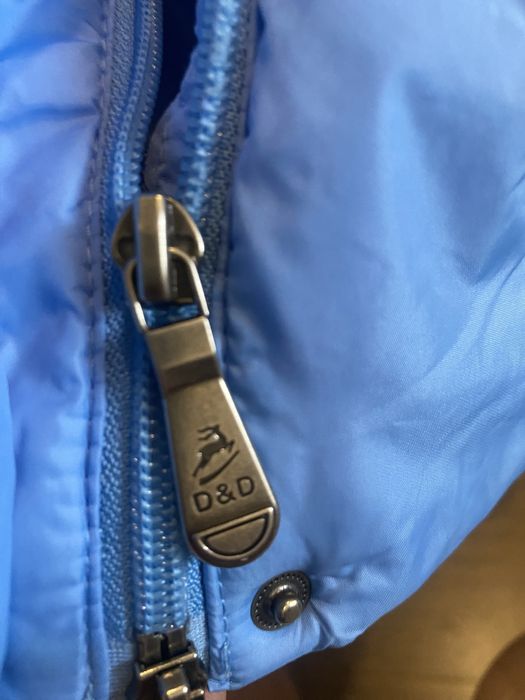 Деміснзонна жіноча куртка S