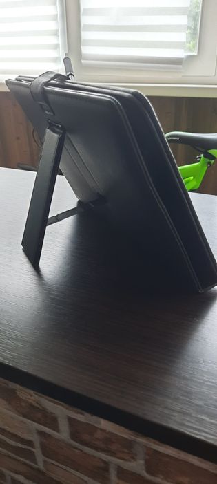 Клавіатура підставка для планшета Nomi