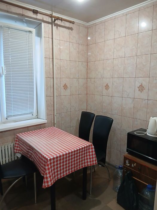 Продам двокімнатну квартиру на Східному 2