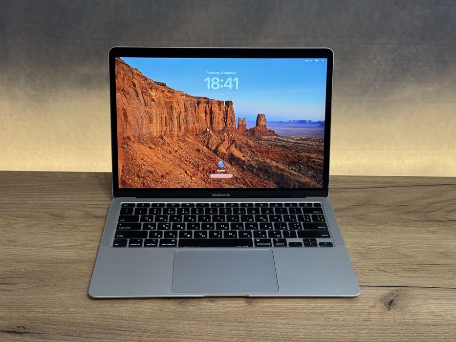 Macbook Air 13” 2020 i5 16/256 ГБ Space Gray Гарантія 30 днів #273
