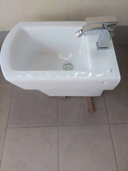 Bidet ROCA z baterią