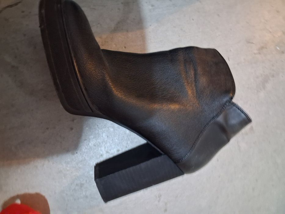 Buty skórzane rozm.40