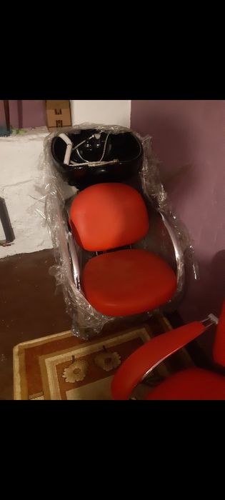 Myjnia fryzjerska i 2 fotele