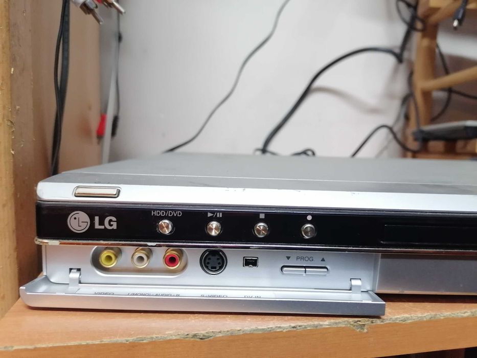 Nagrywarka LG RH7000 80GB