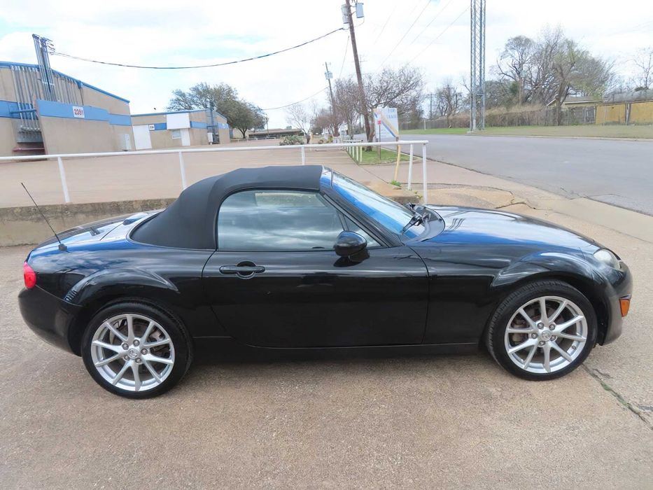 Mazda MX-5      2013