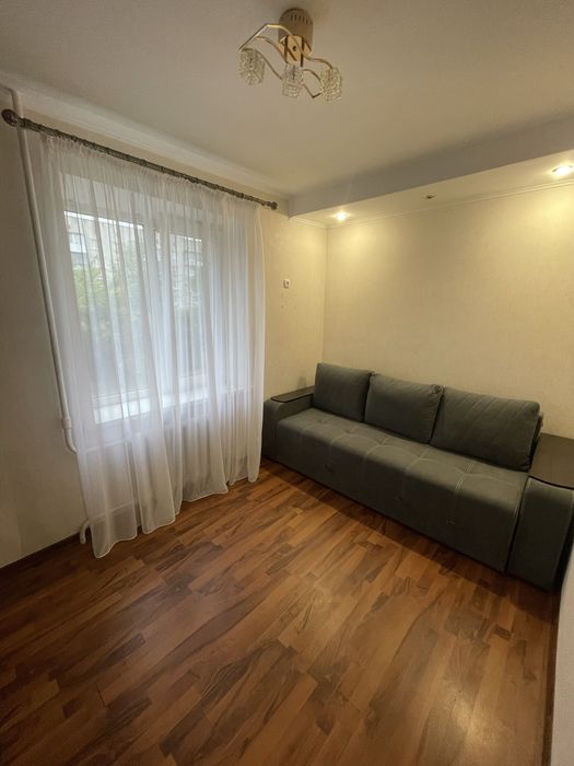 Здам  квартиру подобово