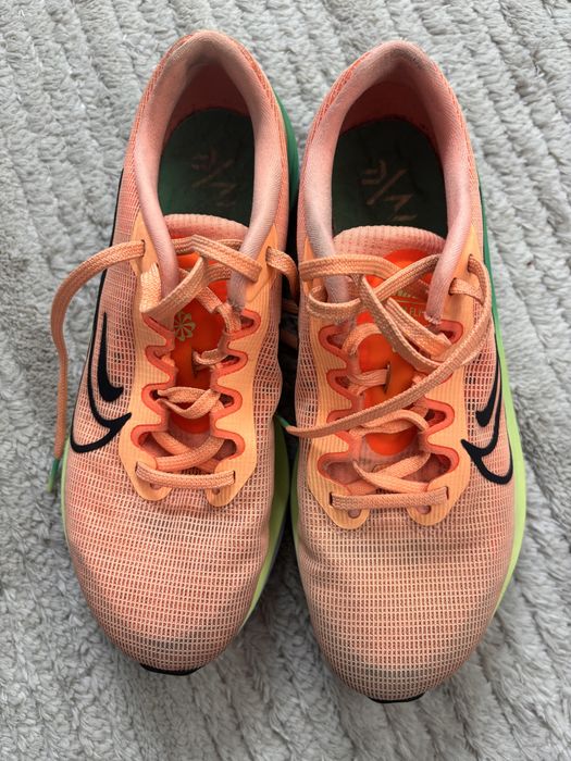 Кросівки Nike zoomX