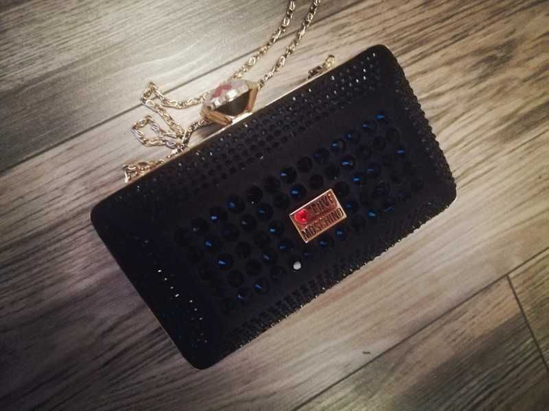 Nowa kopertówka Love Moshino swarovski