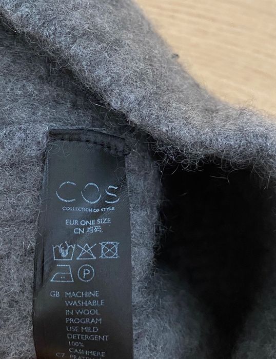 Szara kaszmirowa czapka beanie COS 100% kaszmir