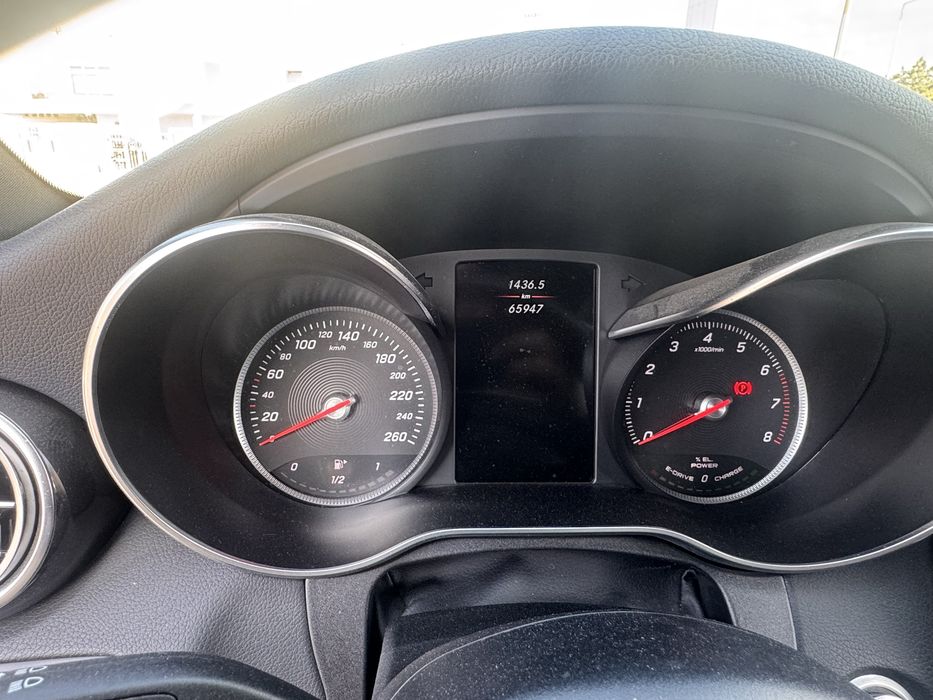Mercedes c350e hibrido plug in 65 mil quilometros reais