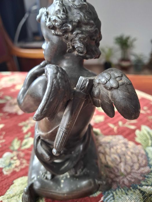 figurka XIX wiek putto