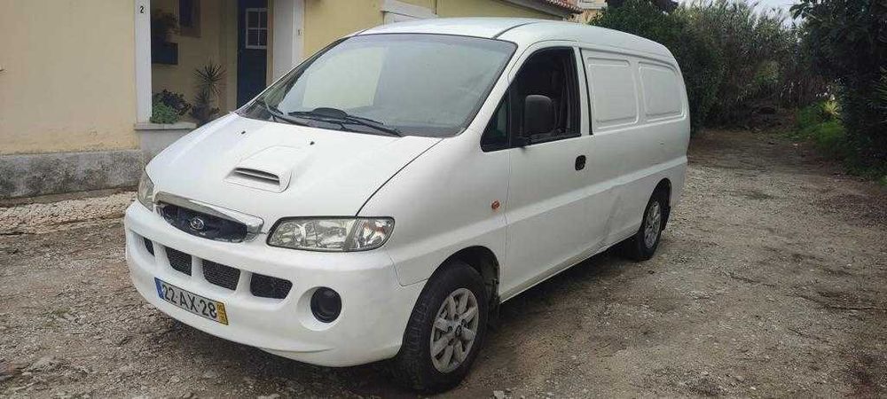 Comercial Convertida em Camper Hyundai H1.