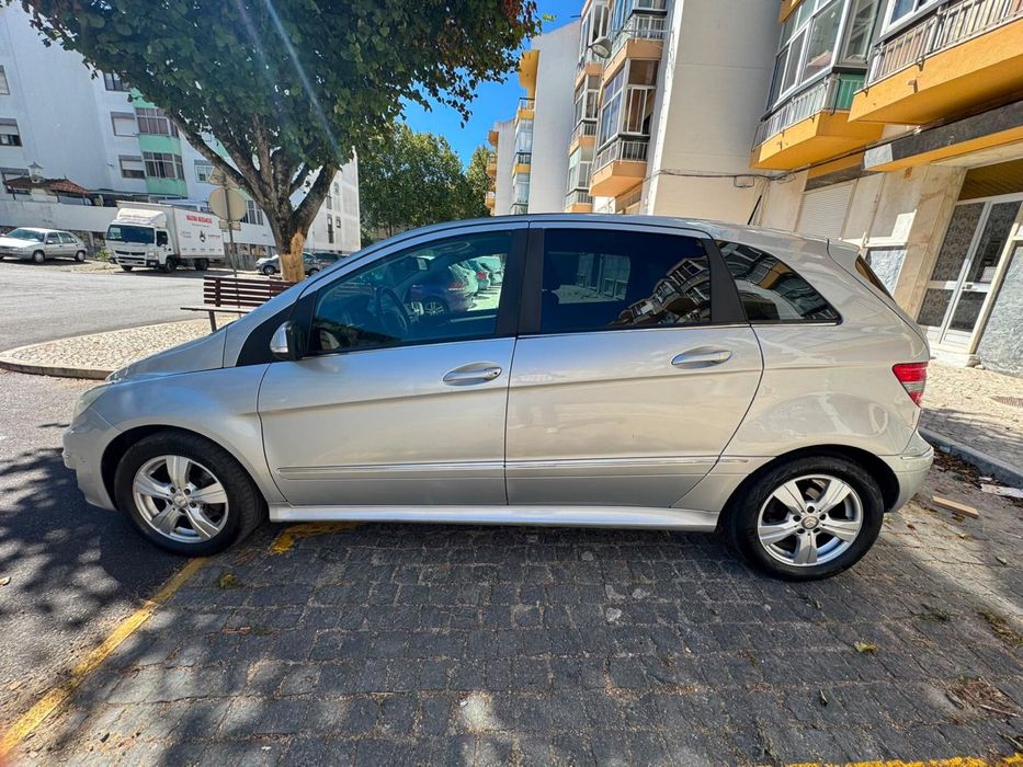 Vendo Mercedes B 180
