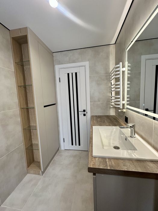 Продаж квартири вул. Білогірська, новобудова, Центр