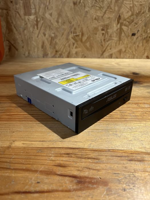 Leitor e Gravador de CDs/DVDs ASUS DRW-24F1ST