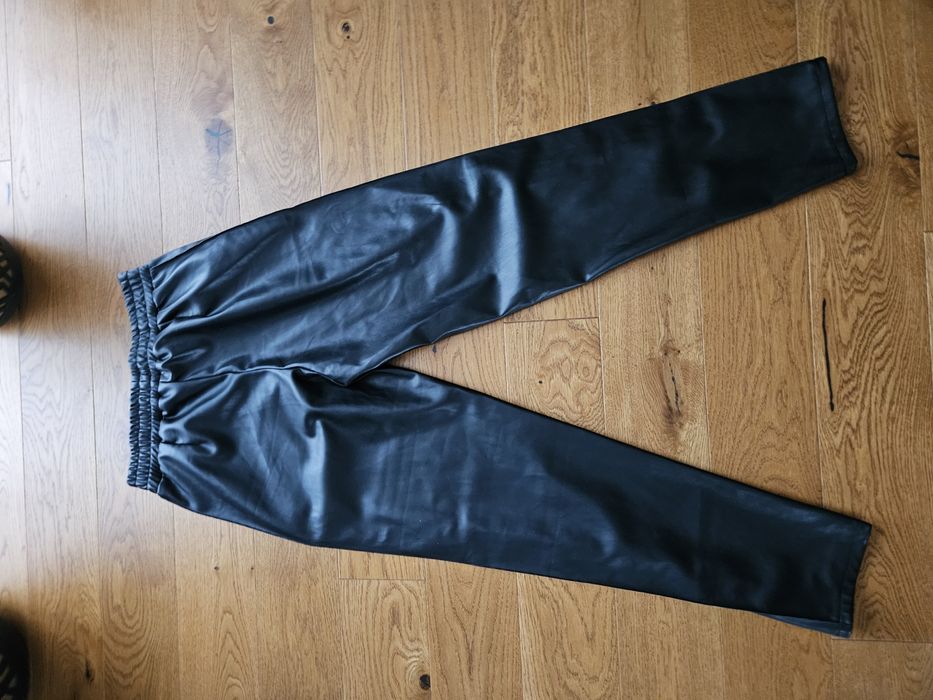 Spodnie megi z Eco skóry ocieplane