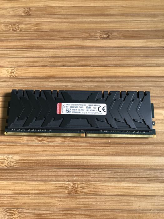ОЗУ Kingston HyperX Predator DDR4 3000 8Gb XMP
