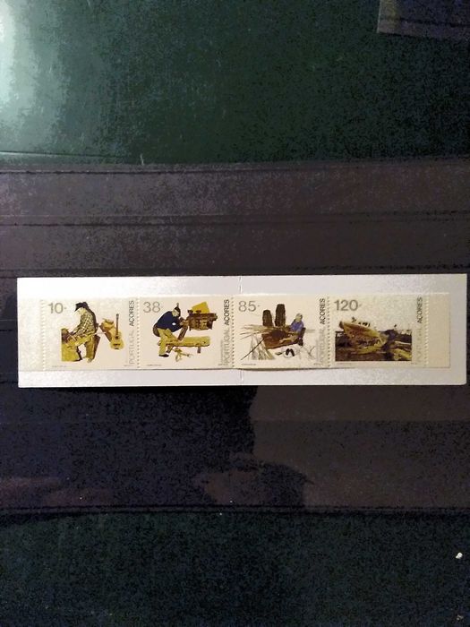 1992 Caderneta Profissões Típicas dos Açores [3° Grupo ] MNH **