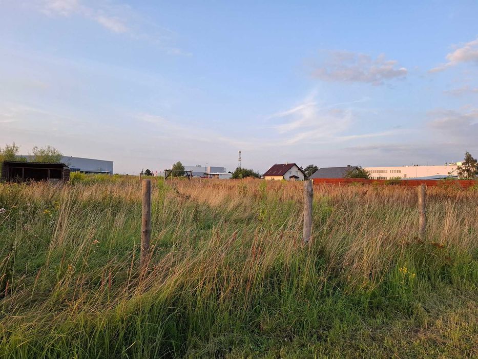 Działka w Skarbimierzycach na sprzedaż - Widok 3