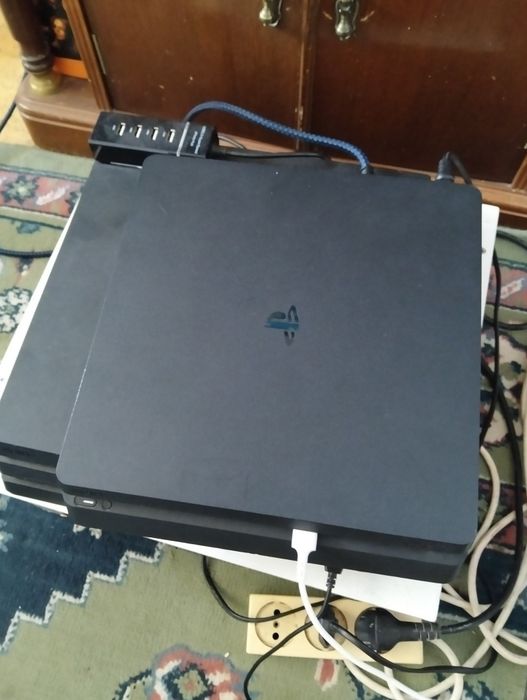 PlayStation 4 Slim 500 gb