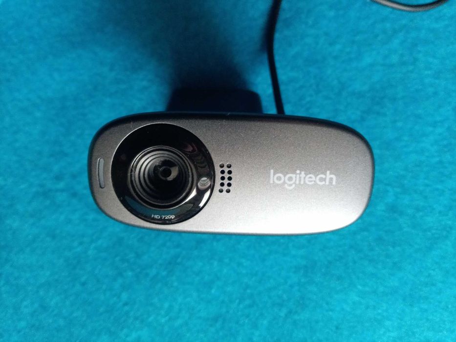 USB веб-камера Logitech C310 HD с чувствительным микрофоном (webcam)