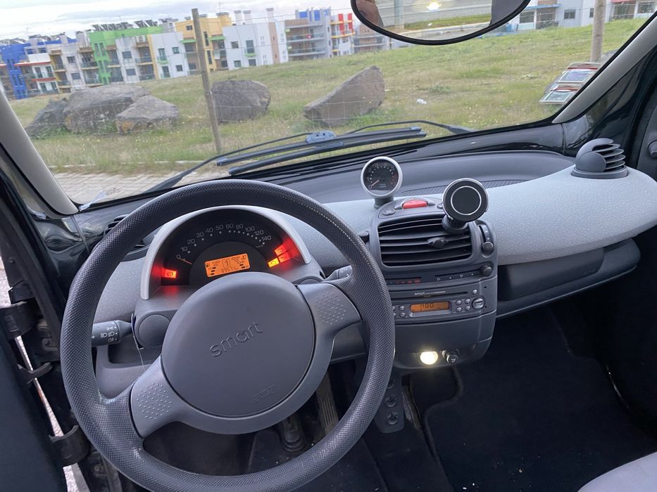 SMART COUPE em bom estado (POUCOS KMS)