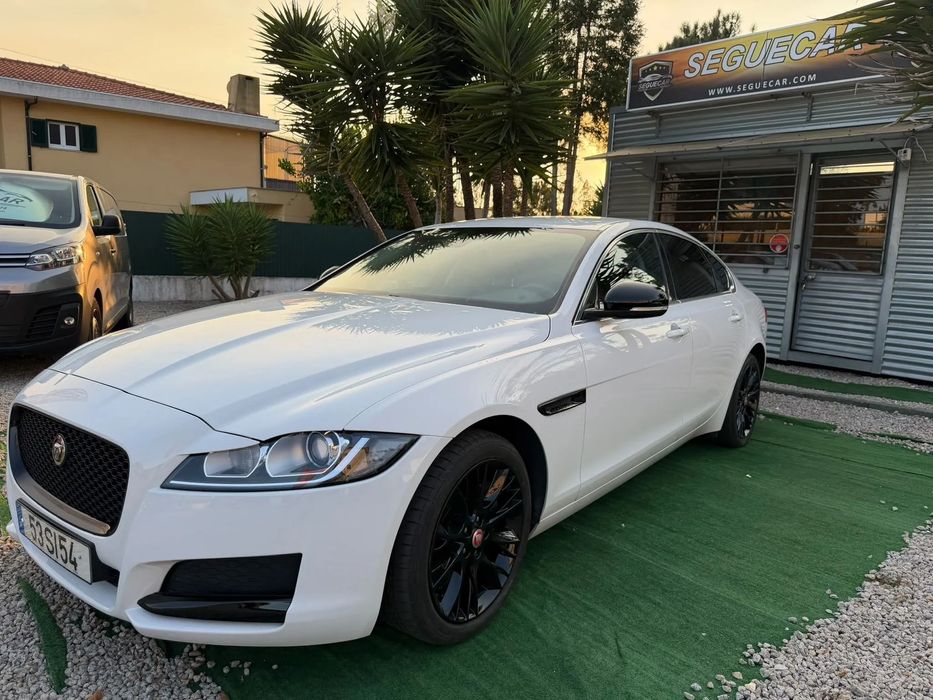 Jaguar XF 2.0 D Prestige