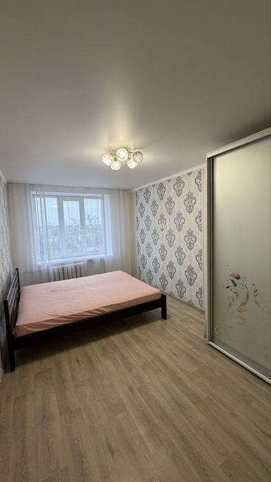 Сдам трехкомнатную квартиру на Репина!!