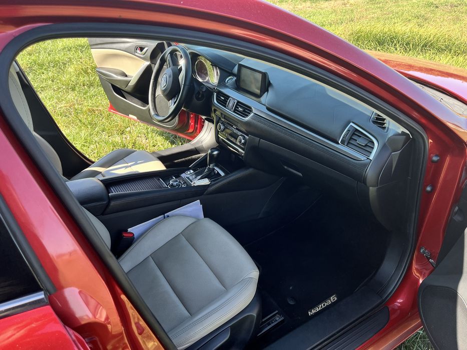 Mazda 6 2015 року