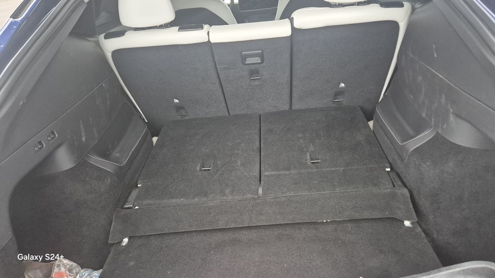 Продаж авто Tesla Y 7 міст