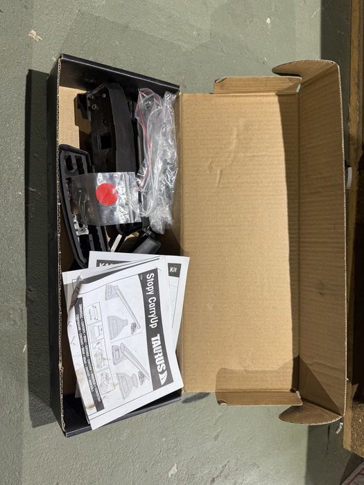 Bagażnik na dach /relingi Taurus t/700 Bmw g20/g21 stan idealny!