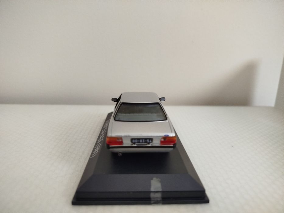 Miniatura Ford Taunus 1/43 Nova