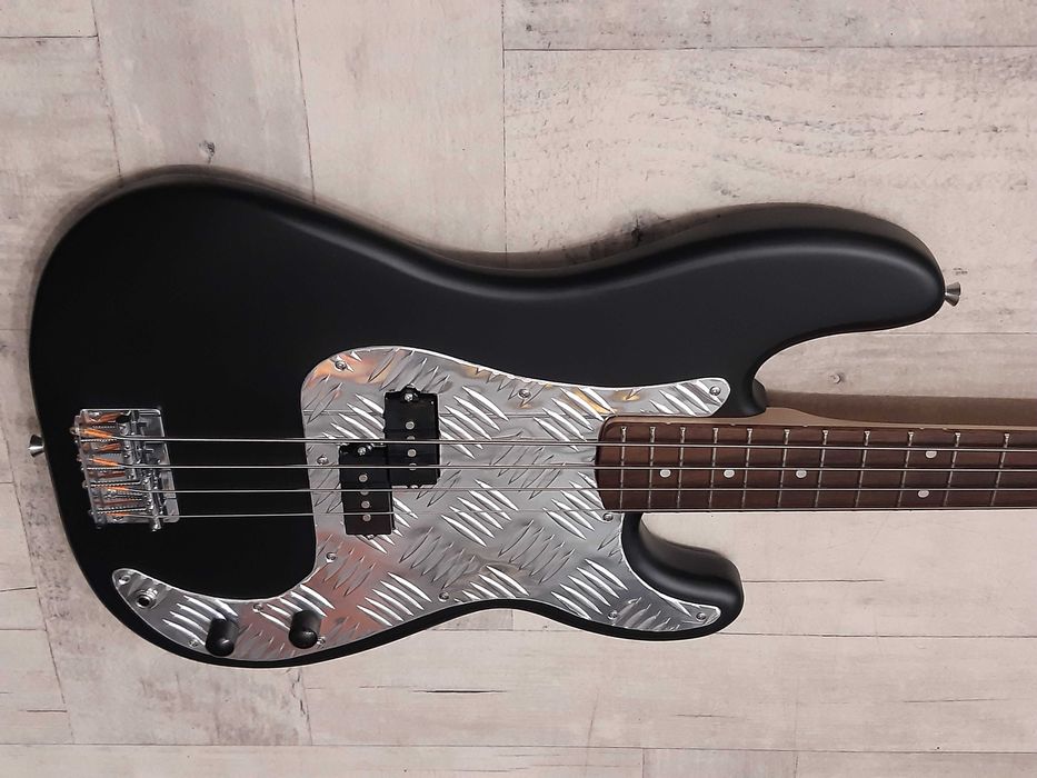 Gitara Basowa Fender Squier Precision Bass -Black Matt- wysyłka Gratis - zamiana